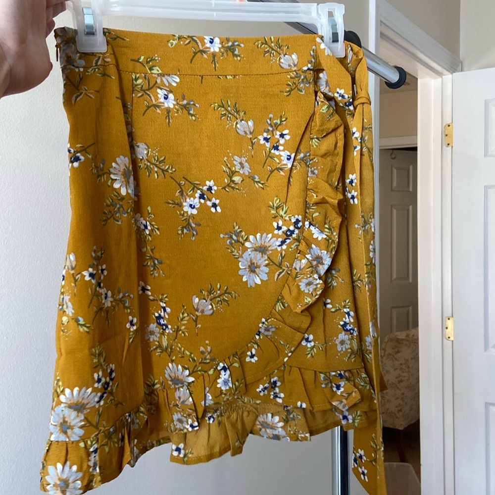 SHEIN small floral mini skirt